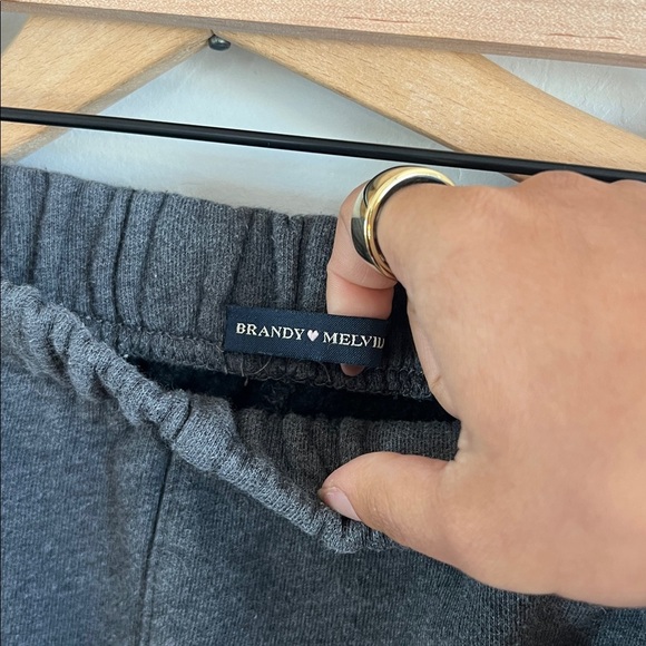 Brandy Melville Charcoal Sweatpants - Picture 4 of 6